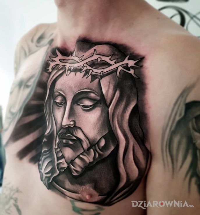 Tatuaż chrystus w cierniach - twarze