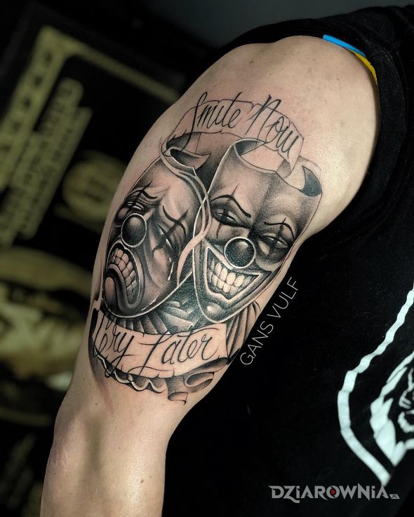 Tatuaż teatralne maski - pozostałe