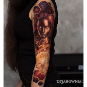 Majestatyczne oblicze dziewczyny