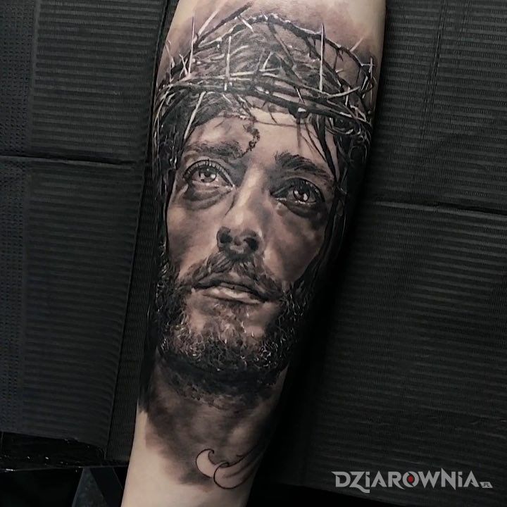 Tatuaż jezus w cierniowej koronie - 3D
