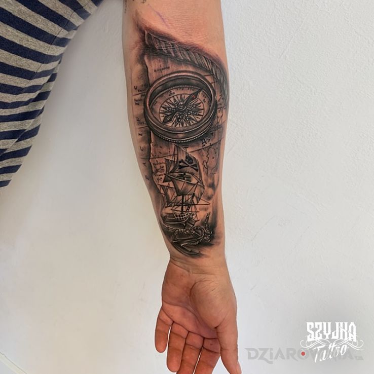 Tatuaż kolejny motyw żeglarski - realistyczne