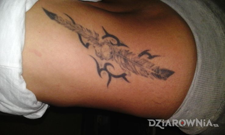 Tatuaż pióro - indiańskie