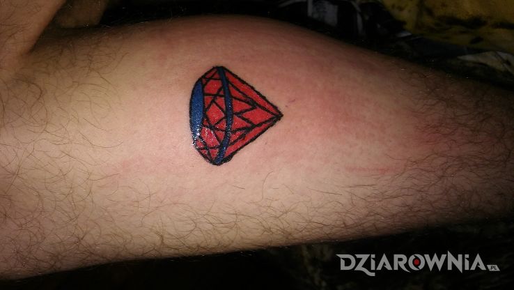 Tatuaż diament - przedmioty