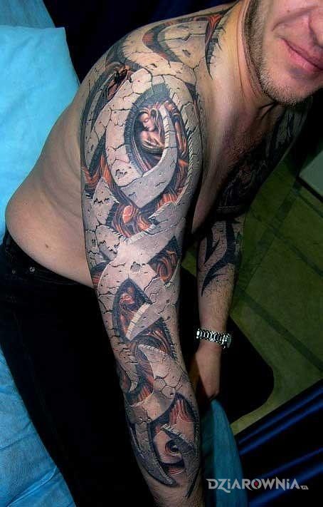 Tatuaż tribal 3d - 3D