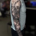 Rękaw w wikingowym stylu