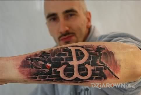 Tatuaż polska walcząca - patriotyczne