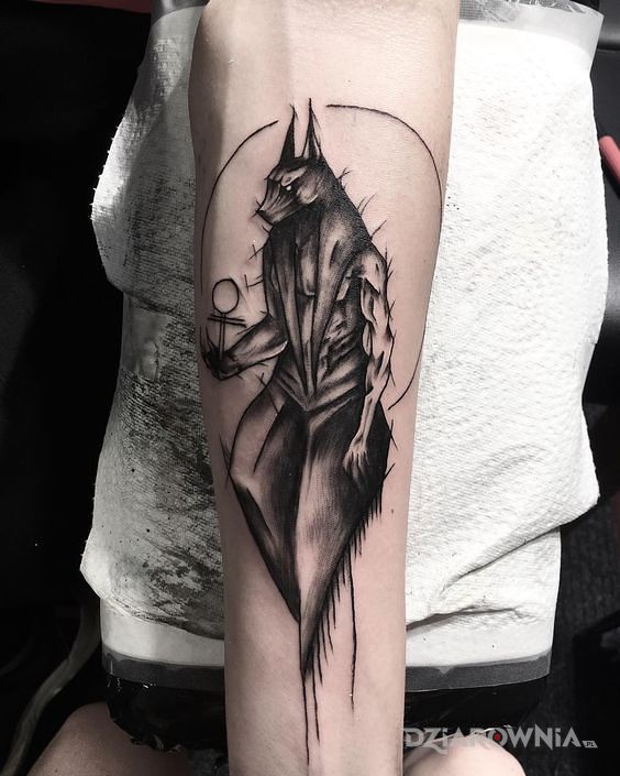 Tatuaż anubis - postacie