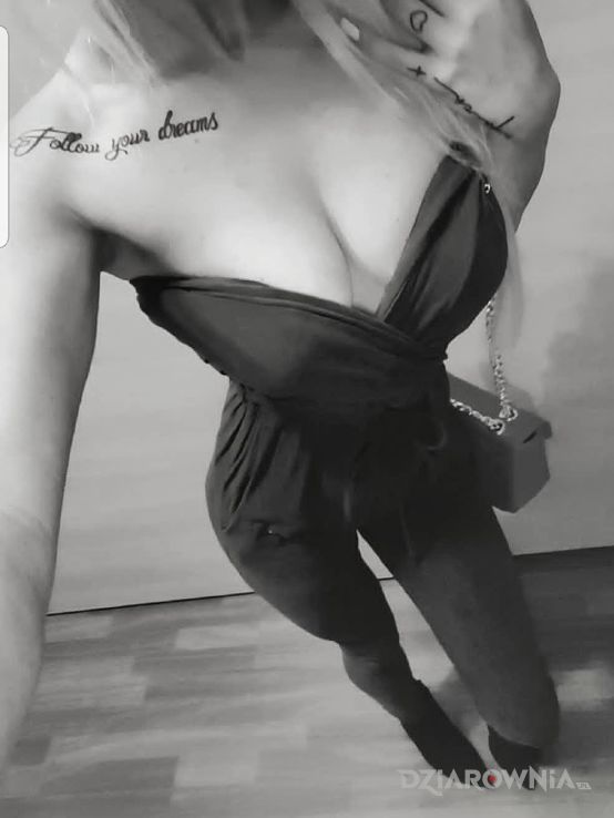 Tatuaż justynka - napisy