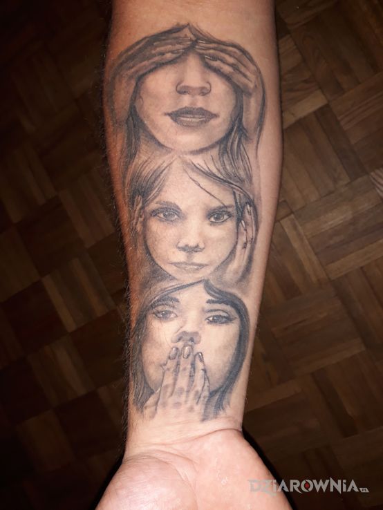 Tatuaż nic nie widziałem nic nie słyszałem nic nie powiem - twarze