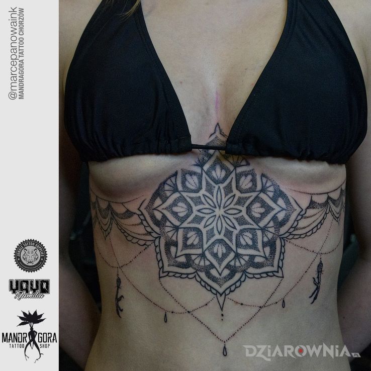 Tatuaż mandala - graficzne