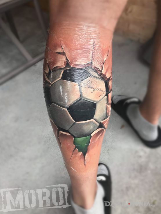 Tatuaż piłka piłka nożna - przedmioty