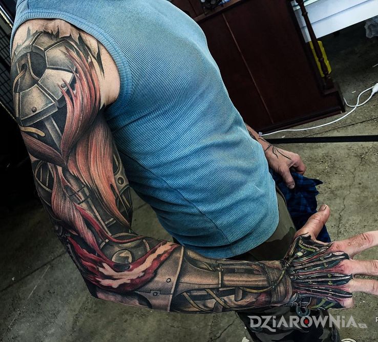 Tatuaż cyborg - rękawy
