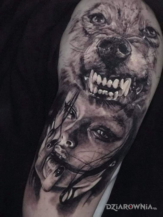 Tatuaż kobietawilk - rękawy