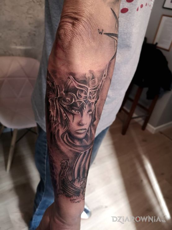 Tatuaż bogini sif żona thora normanka - twarze