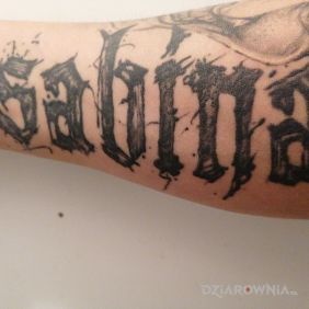 Żeby nie zapomnieć jak ma żona na imię ?