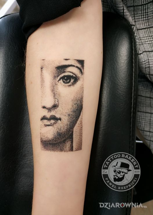 Tatuaż lina cavalieri - twarze