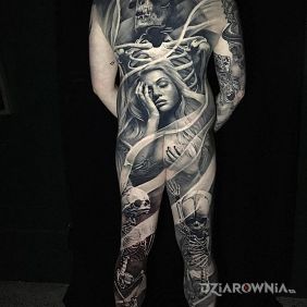 Monumentalny tatuaż