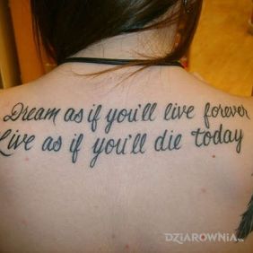 Sentencja na plecach