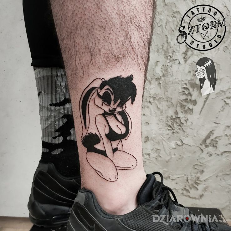 Tatuaż króliczek prosto z fantazji - czarno-szare