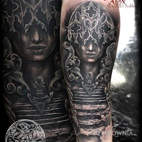 Schody z ornamentami i portret