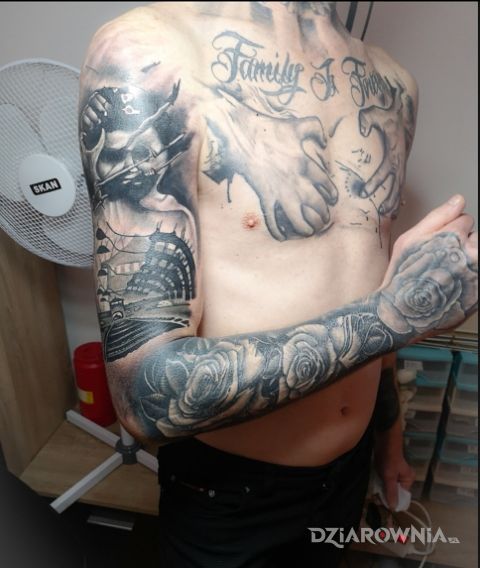 Tatuaż prace trwaja - czarno-szare