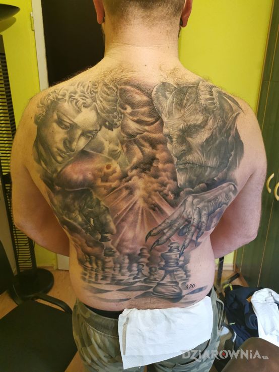 Tatuaż szatan  anioł - religijne