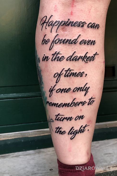 Tatuaż cytat rolling - napisy