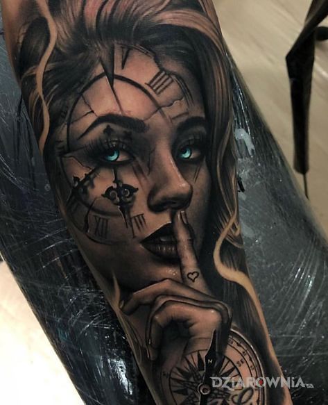 Tatuaż cichutko - czarno-szare