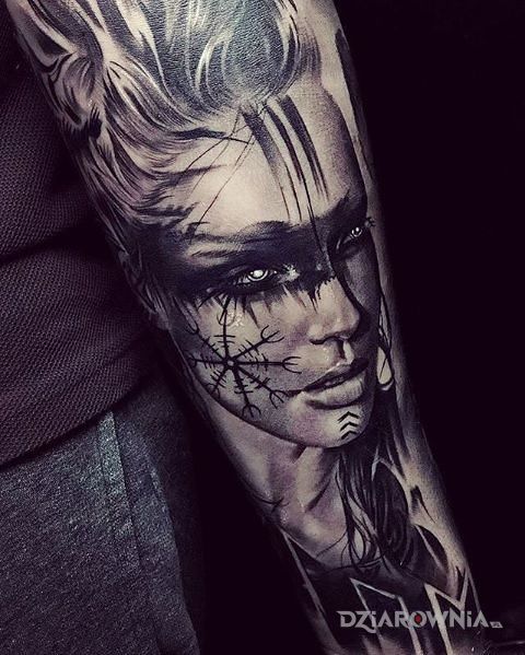 Tatuaż nordycka kobieta - twarze