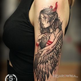 Mroczna śliczna Pani