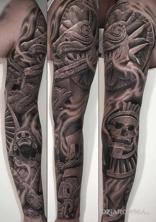 Tatuaż azteckie bóstwo - czarno-szare