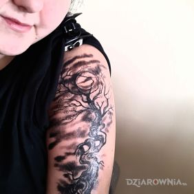 Kwiat wiśni.  Kończymy rękaw ?