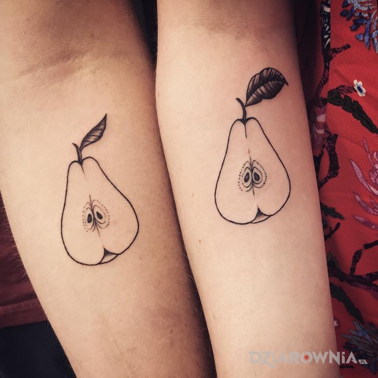 Tatuaż jedna gruszka dwie polowki - miłosne