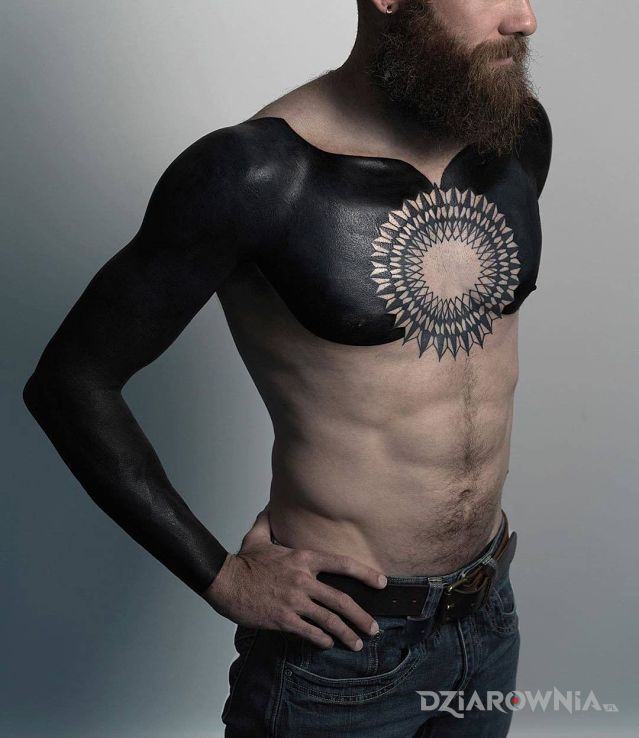 Tatuaż czarno to widzę - rękawy