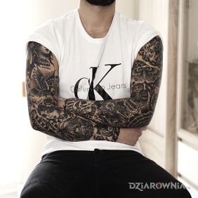 Dwa rękawy w stylu tradycyjnym - przód