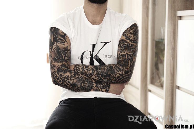 Tatuaż dwa rękawy w stylu tradycyjnym - przód - rękawy