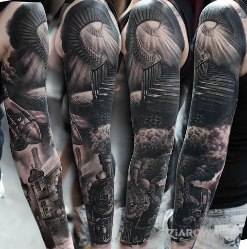 Tatuaż boskie schody - czarno-szare