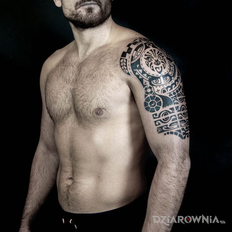 Tatuaż polinezja dla wojownika - anatomiczne