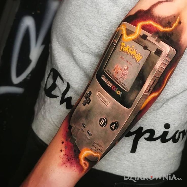 Tatuaż game boy d - kolorowe