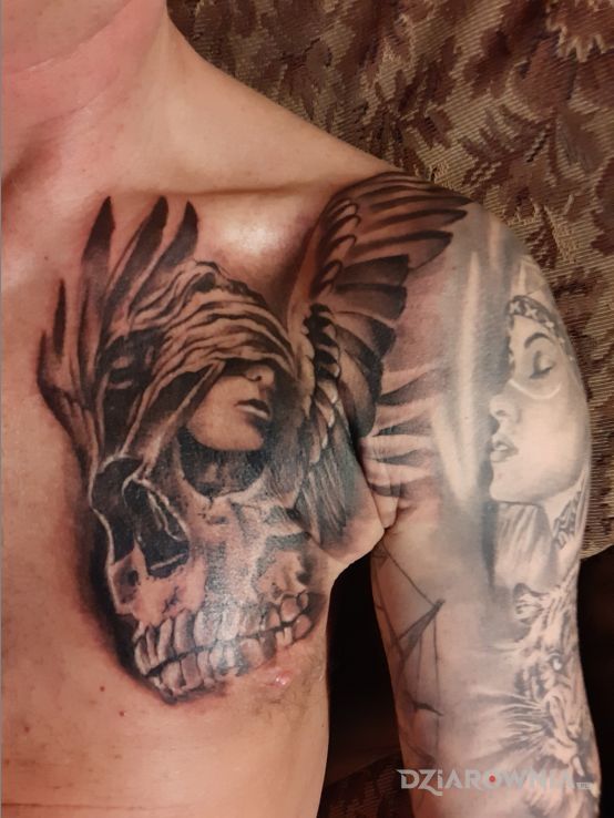 Tatuaż upadły anioł - anioły