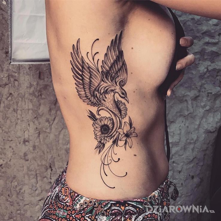 Tatuaż feniks - czarno-szare