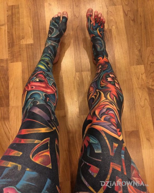 Tatuaż pomazaniec - nogawka