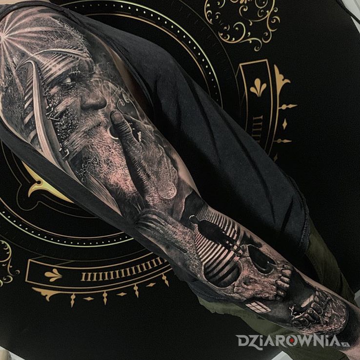 Tatuaż portret dziadka - czaszki