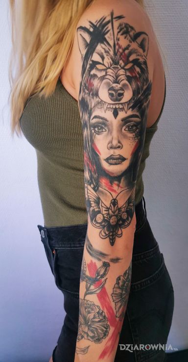 Tatuaż trash - abstrakcyjne