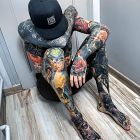 Wydziarany w całości