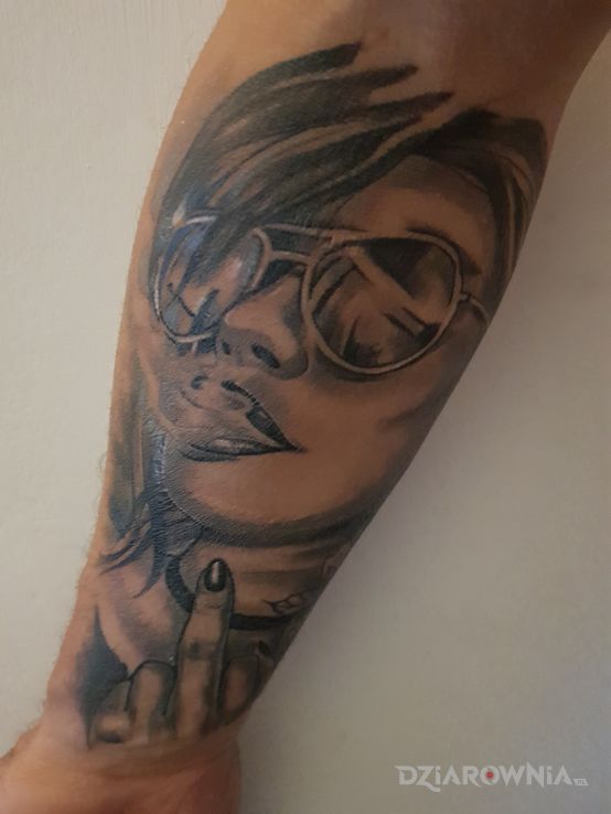 Tatuaż nice girls - twarze