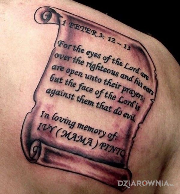 Tatuaż papirus - napisy