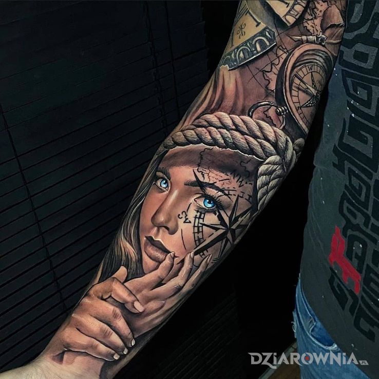 Tatuaż dziewczyna pod sznurem - kolorowe