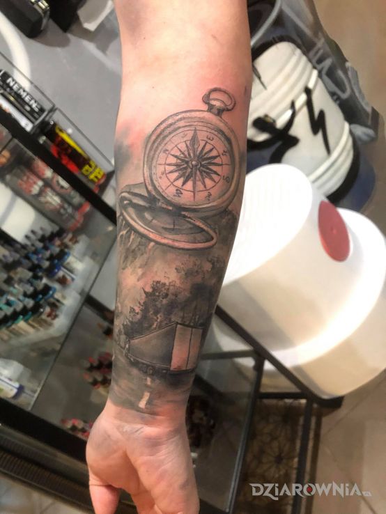 Tatuaż zawodowy kierowca kontynuacja rękawa - pozostałe