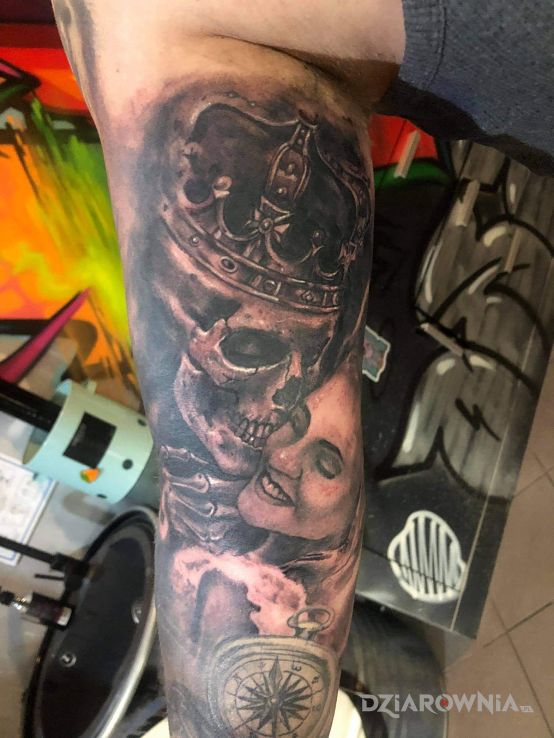 Tatuaż wybory miłosne zakończenie rękawa - twarze